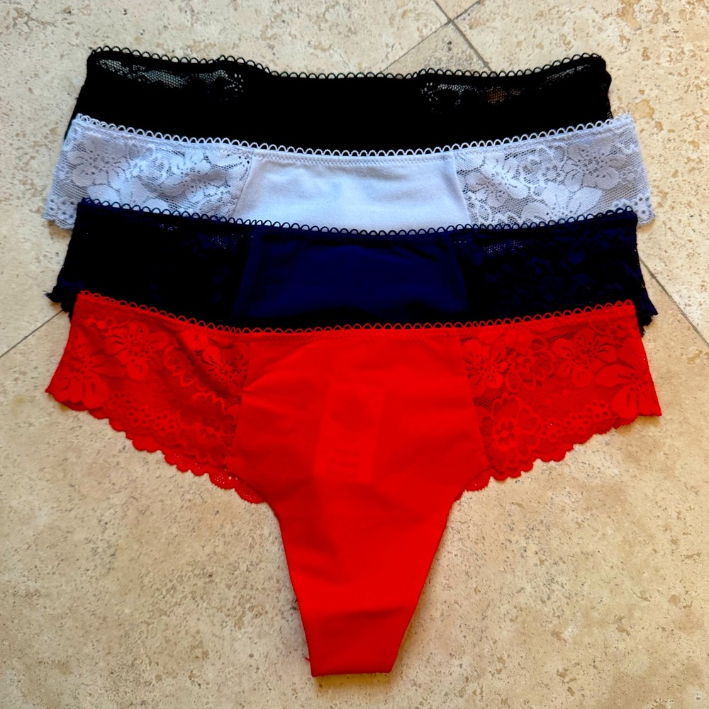 NWT Bundle PINK NO-SHOW THONG PANTY size Medium